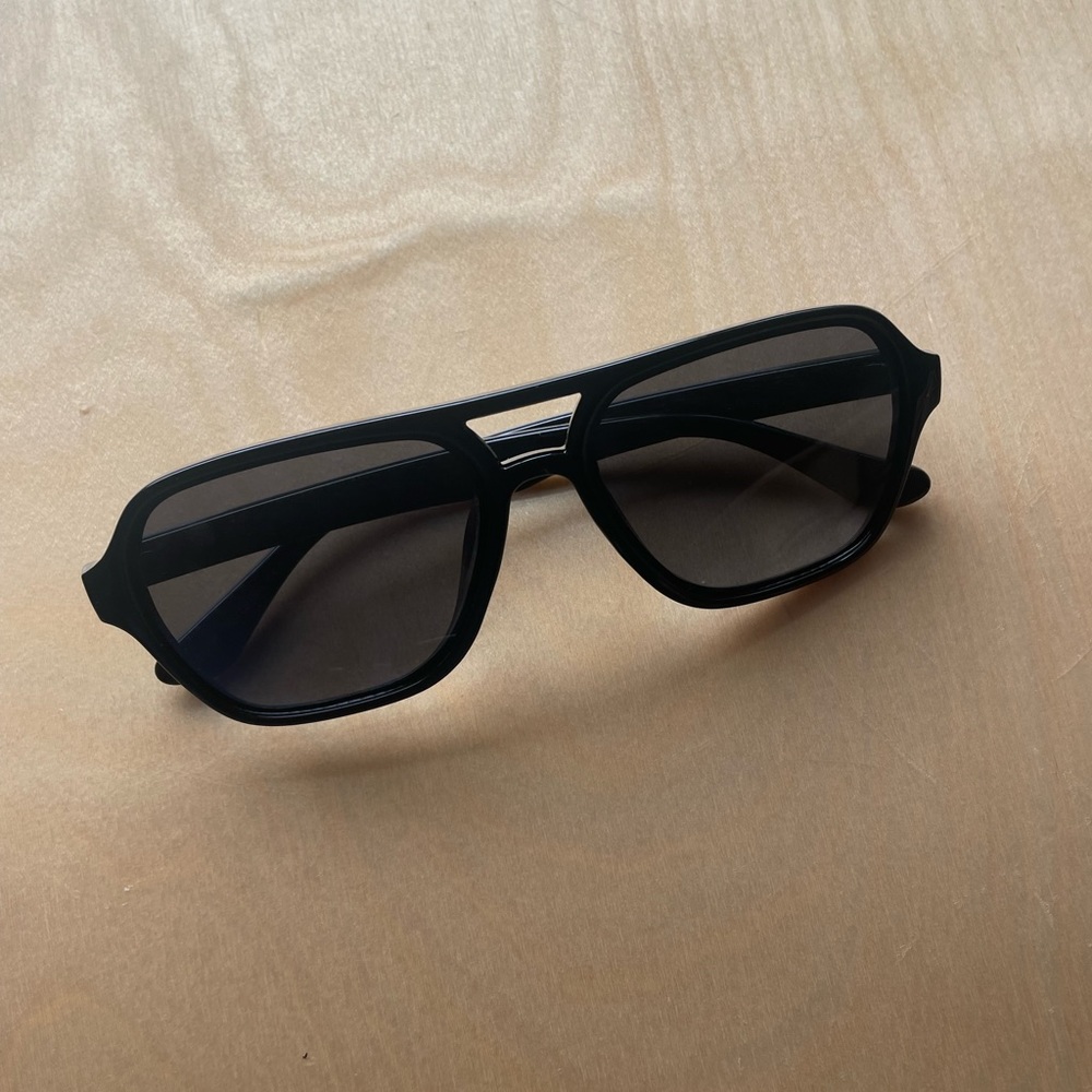 Black Sunglasses NWOT